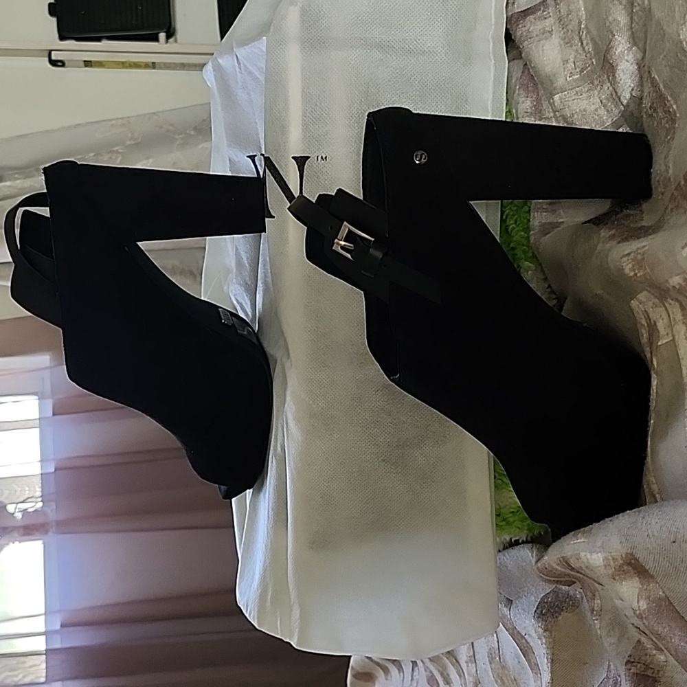 SKIN High Heel Suede Women Shoe, Black, Size 39